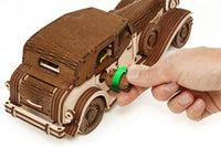 Ferdinand - wind up car