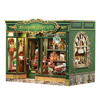 
              City walk series mini house
            