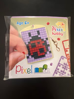 
              Pixel sleutelhangers
            