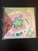 
              Pixel sleutelhanger
            