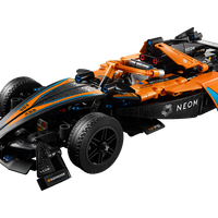 LEGO NEOM McLaren Formula E racewagen 42169