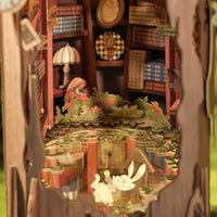 Book Nook Alice adventure - Fall into Wonder