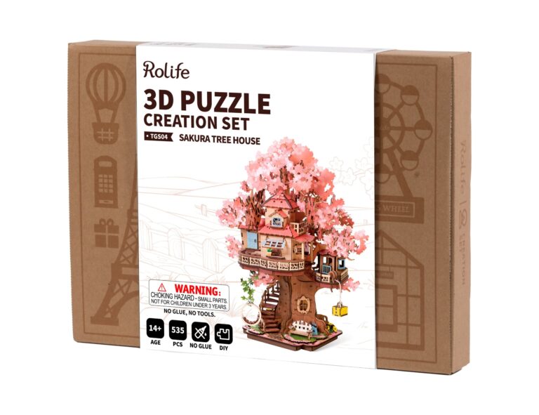 Sakura tree house