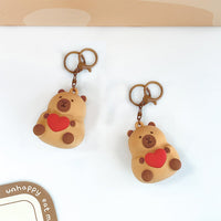 Kenji Silicone capybara Heart keyring