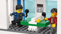 
              LEGO City Politiebureau - 60246
            